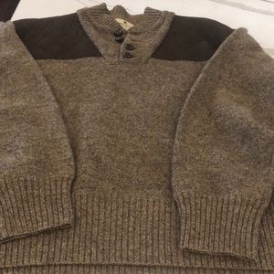 Men’s XL Woolrich Sweater